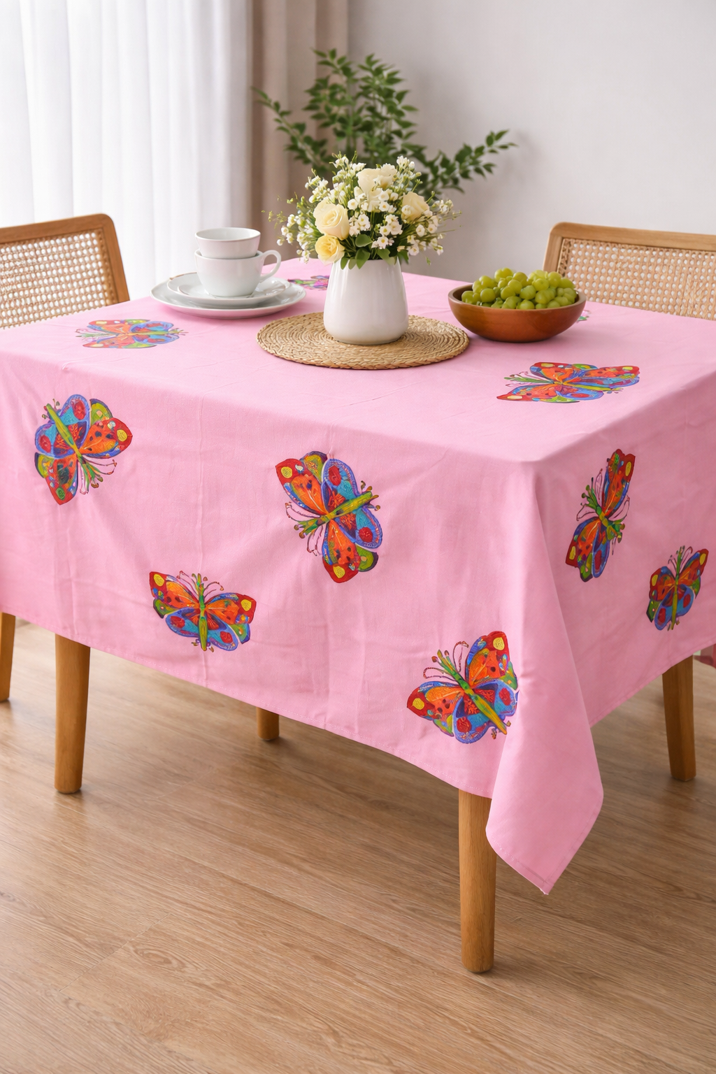 Handcrafted Sujani Art Table Cloth